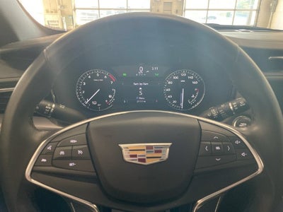 2023 Cadillac XT5 Luxury