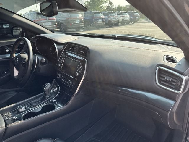2020 Nissan Maxima SR