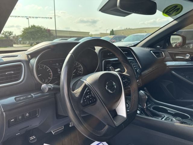 2020 Nissan Maxima SR