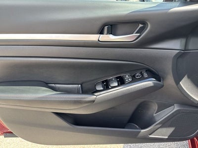 2025 Nissan Altima 2.5 SR