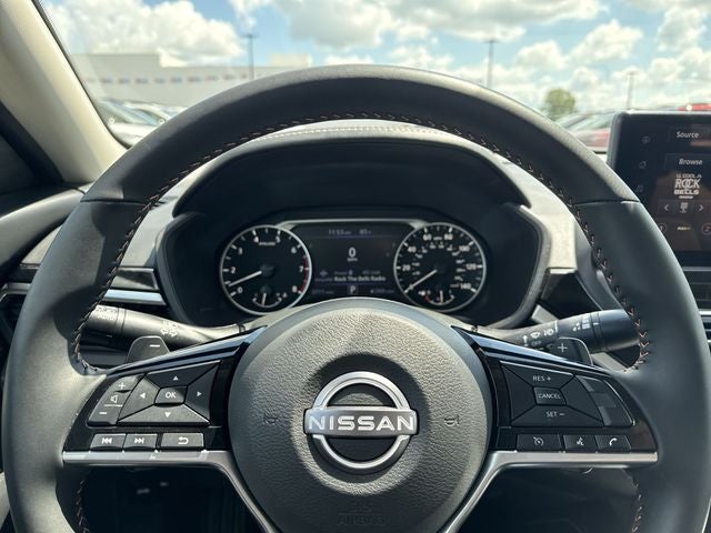 2025 Nissan Altima 2.5 SR