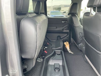 2024 Nissan Frontier SL