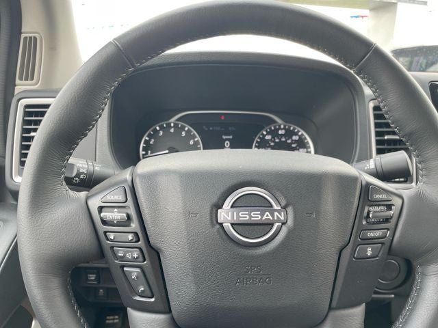 2024 Nissan Frontier SL