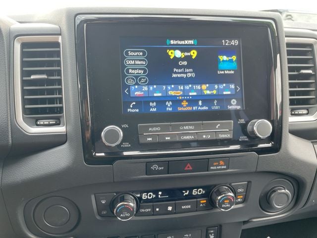 2024 Nissan Frontier SL