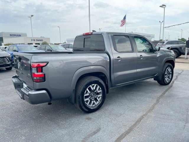 2024 Nissan Frontier SL
