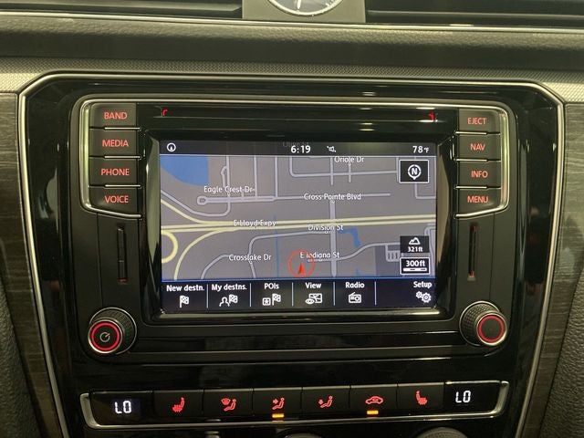 2017 Volkswagen Passat 1.8T SE w/Technology