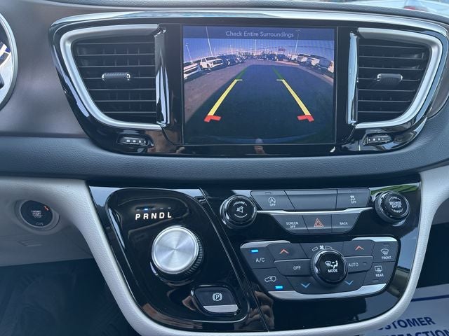 2017 Chrysler Pacifica Touring L