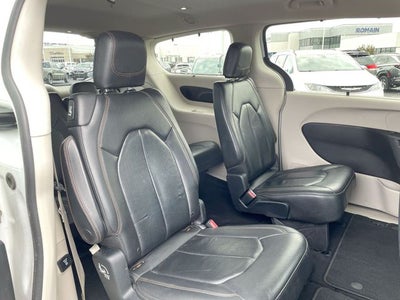 2017 Chrysler Pacifica Touring L Plus