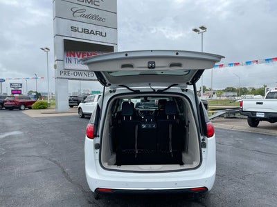 2017 Chrysler Pacifica Touring L Plus