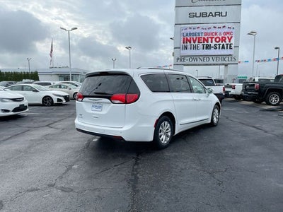 2017 Chrysler Pacifica Touring L Plus