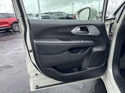 2020 Chrysler Pacifica Touring