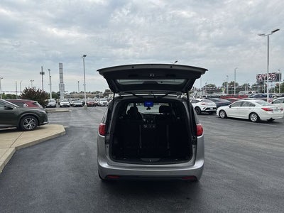 2020 Chrysler Pacifica Touring