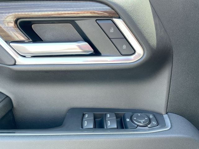 2025 Chevrolet Silverado 1500 LT LT1