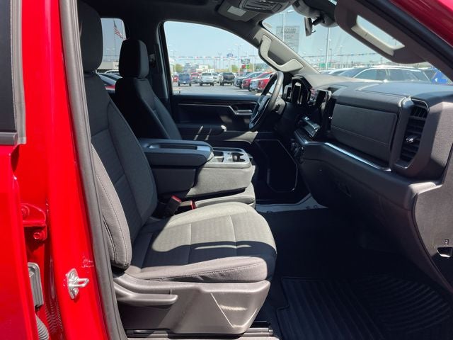 2025 Chevrolet Silverado 1500 LT LT1