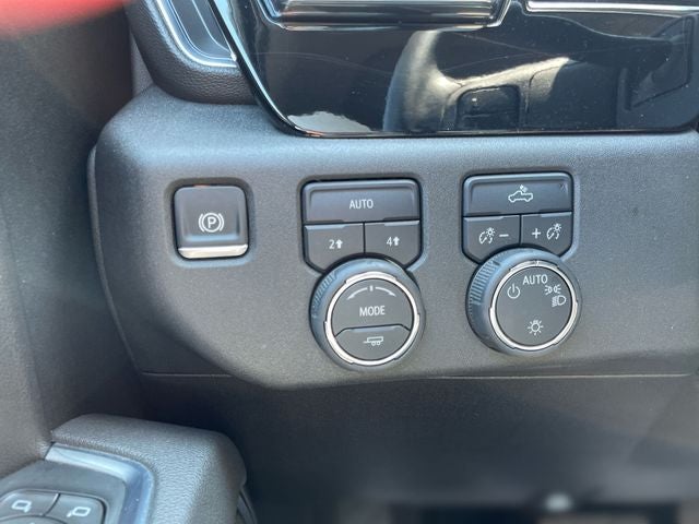 2025 Chevrolet Silverado 1500 LT LT1
