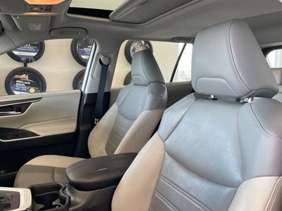 2021 Toyota RAV4 XLE Premium