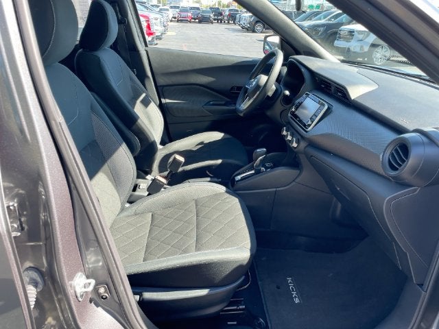 2020 Nissan Kicks S