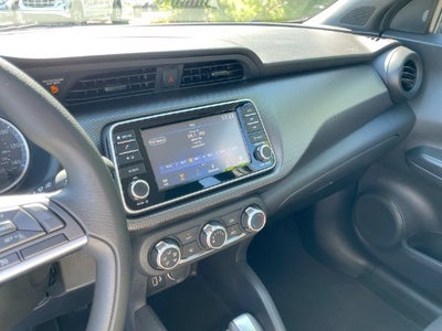 2020 Nissan Kicks S