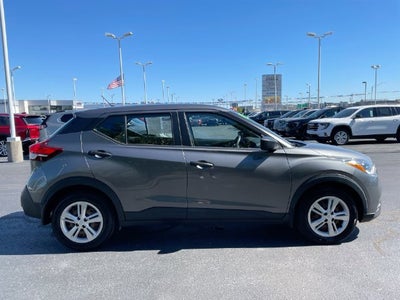 2020 Nissan Kicks S