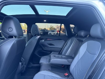 2025 Volkswagen Tiguan 2.0T SE R-Line Black
