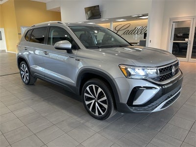 2024 Volkswagen Taos 1.5T SE