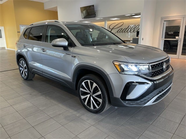 2024 Volkswagen Taos 1.5T SE