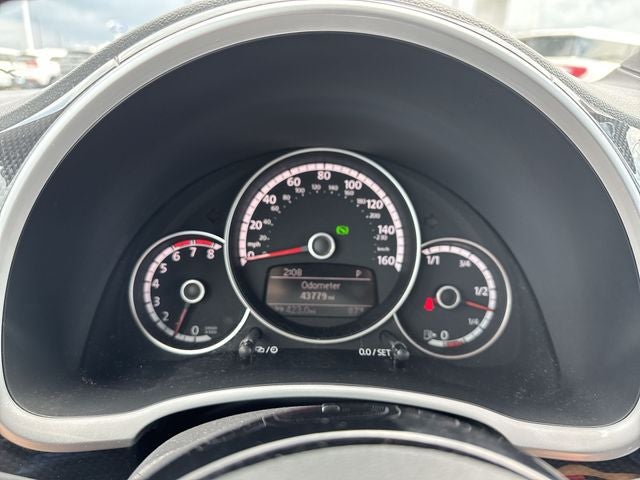 2015 Volkswagen Beetle 2.0T R-Line