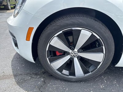 2015 Volkswagen Beetle 2.0T R-Line