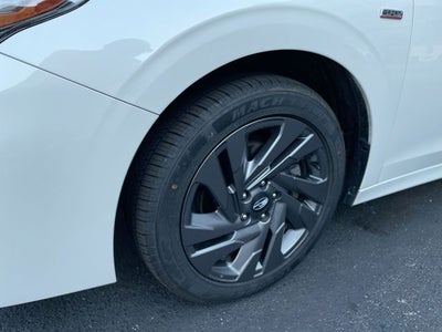 2024 Subaru Legacy Sport