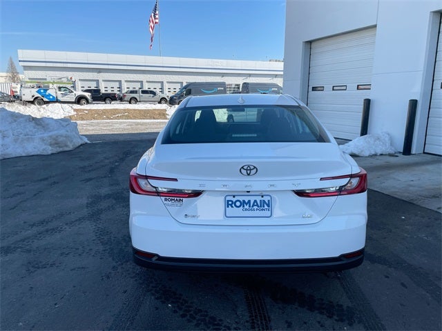 2025 Toyota Camry LE