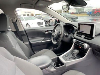 2025 Toyota RAV4 Hybrid XLE