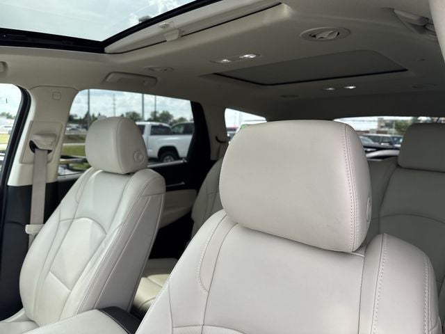 2022 Buick Enclave Essence
