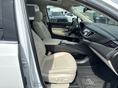 2022 Buick Enclave Essence