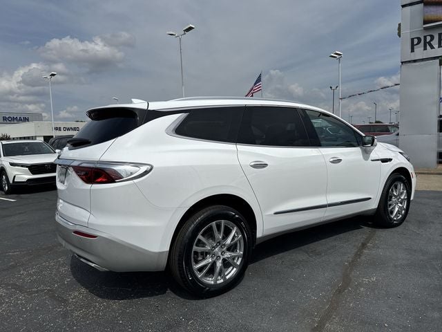 2022 Buick Enclave Essence