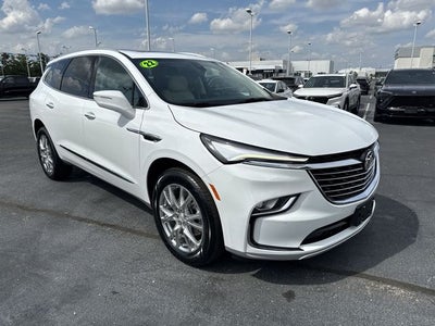 2022 Buick Enclave Essence