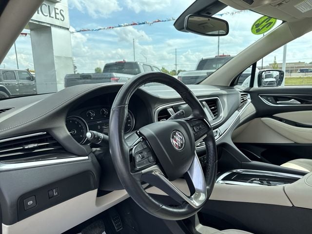 2022 Buick Enclave Essence