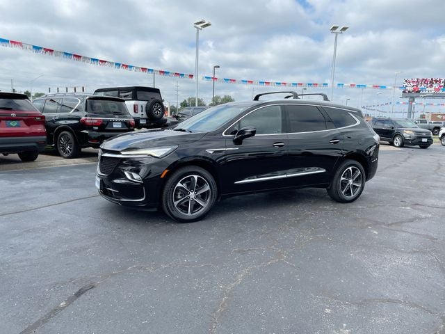 2022 Buick Enclave Essence