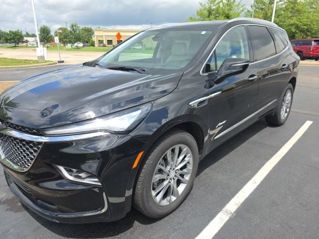 2022 Buick Enclave Avenir