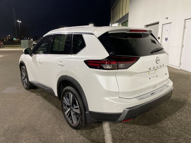 2024 Nissan Rogue SL