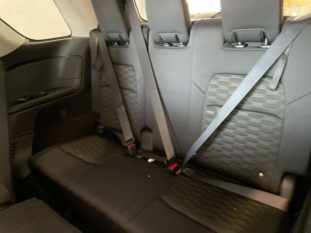 2025 Nissan Pathfinder S