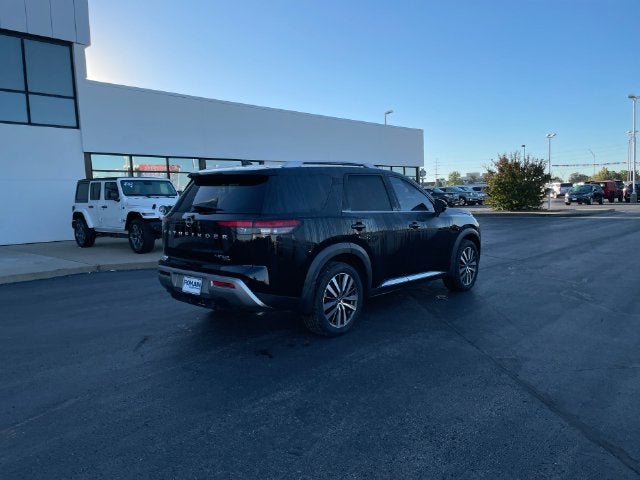2022 Nissan Pathfinder Platinum