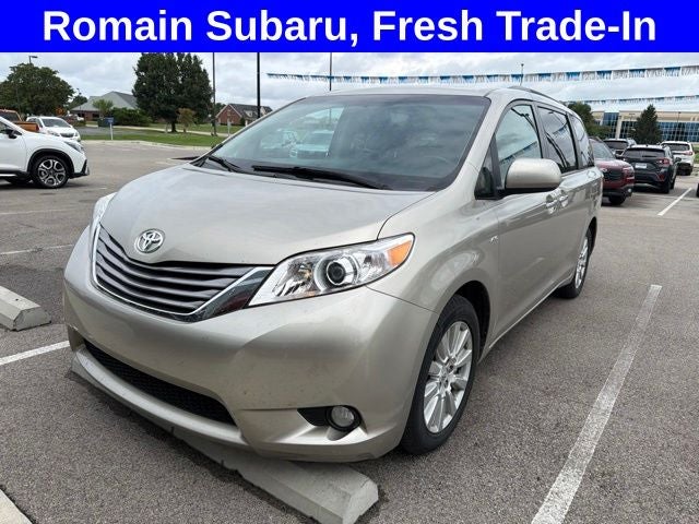 2017 Toyota Sienna XLE Premium 7 Passenger