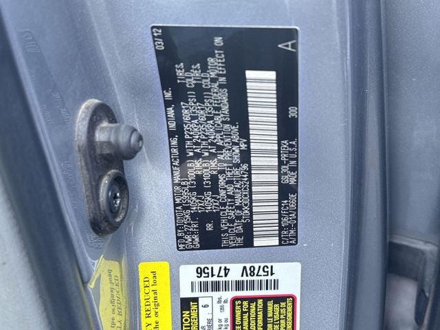 2012 Toyota Sienna LE 8 Passenger