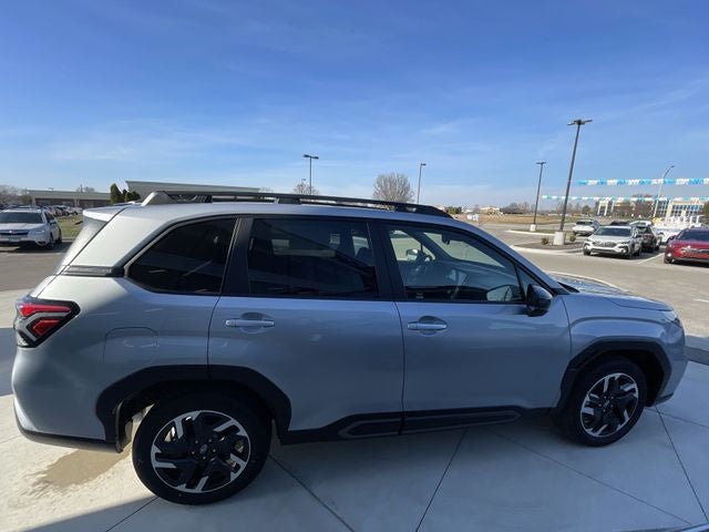 2025 Subaru FORESTER Limited
