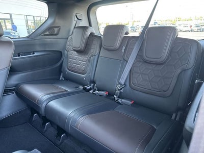 2025 Nissan Armada Platinum