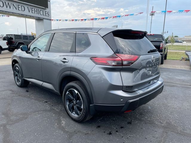 2024 Nissan Rogue SV - Photo 3