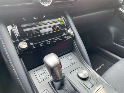 2023 Lexus IS 300