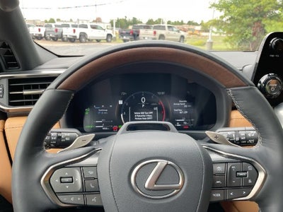 2026 Lexus LX 700h Luxury