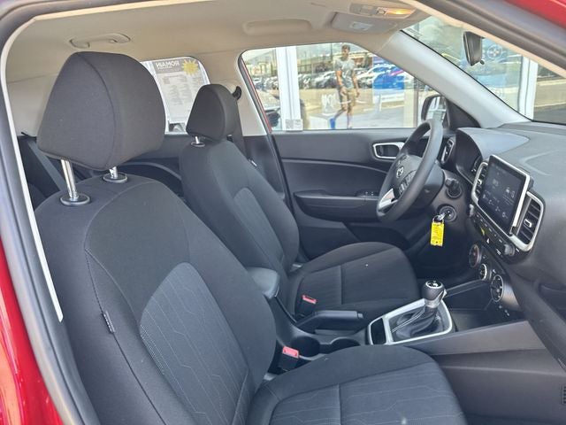 2025 Hyundai Venue SE