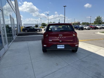 2025 Hyundai Venue SE